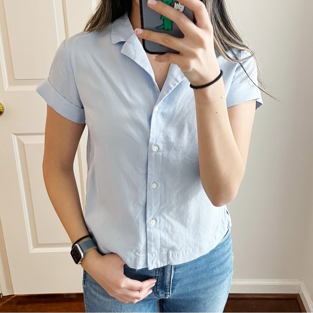 Banana Republic Factory Short Sleeve Button-up shirt
